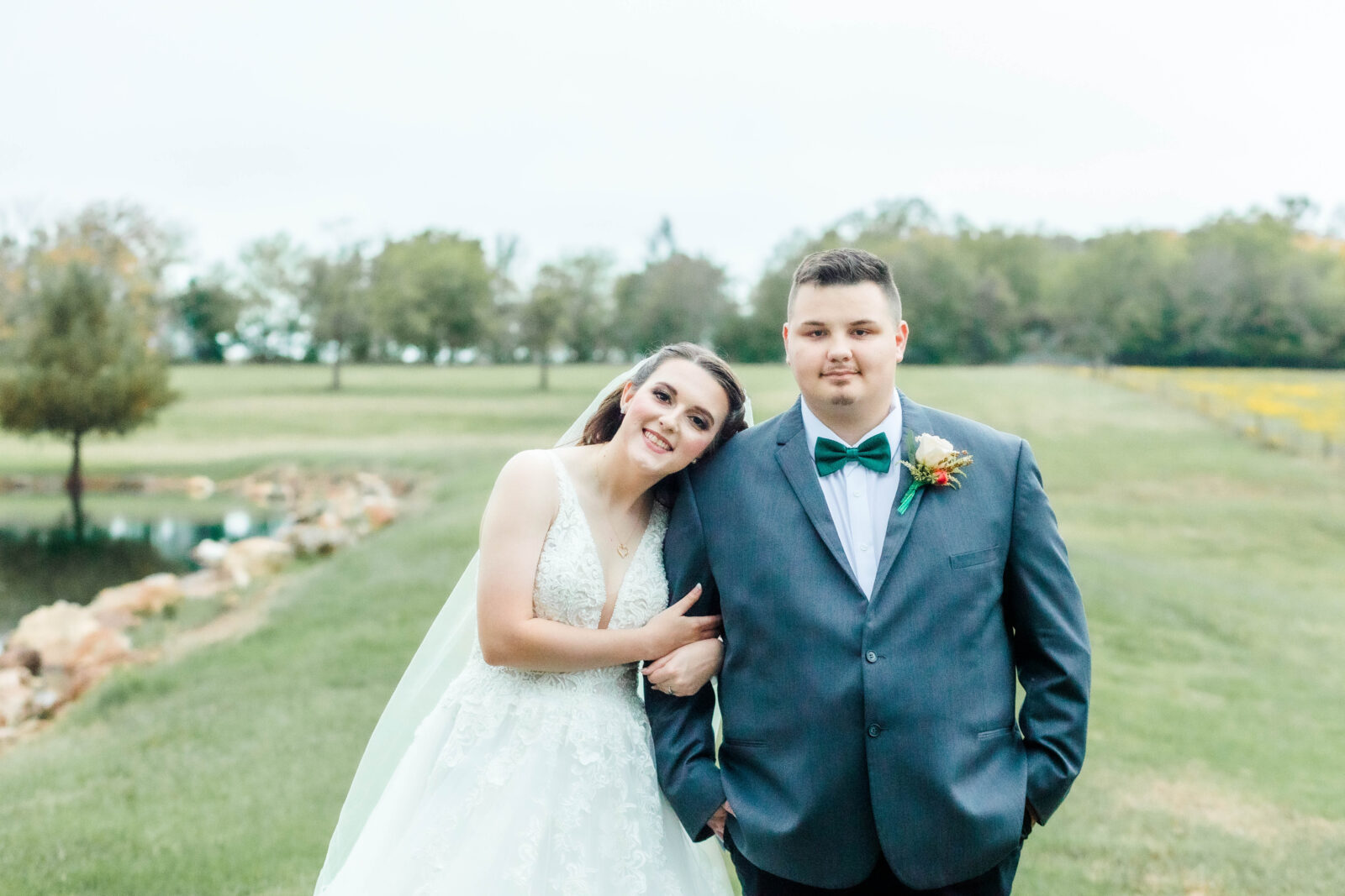 Bride and groom photos at the savannah in sulphur springs Texas. 